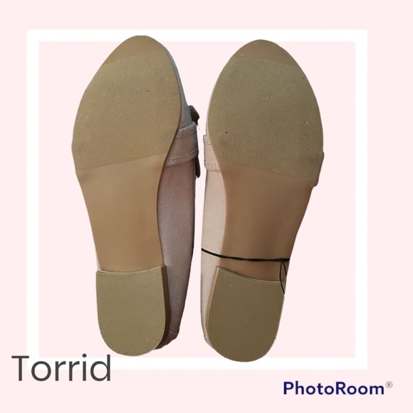 BNWT Torrid Faux Suede Loafer (wide width) - Picture 5 of 7